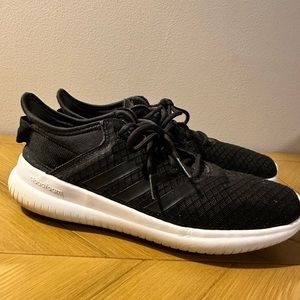 Adidas Cloudfoam Size 8 Shoes